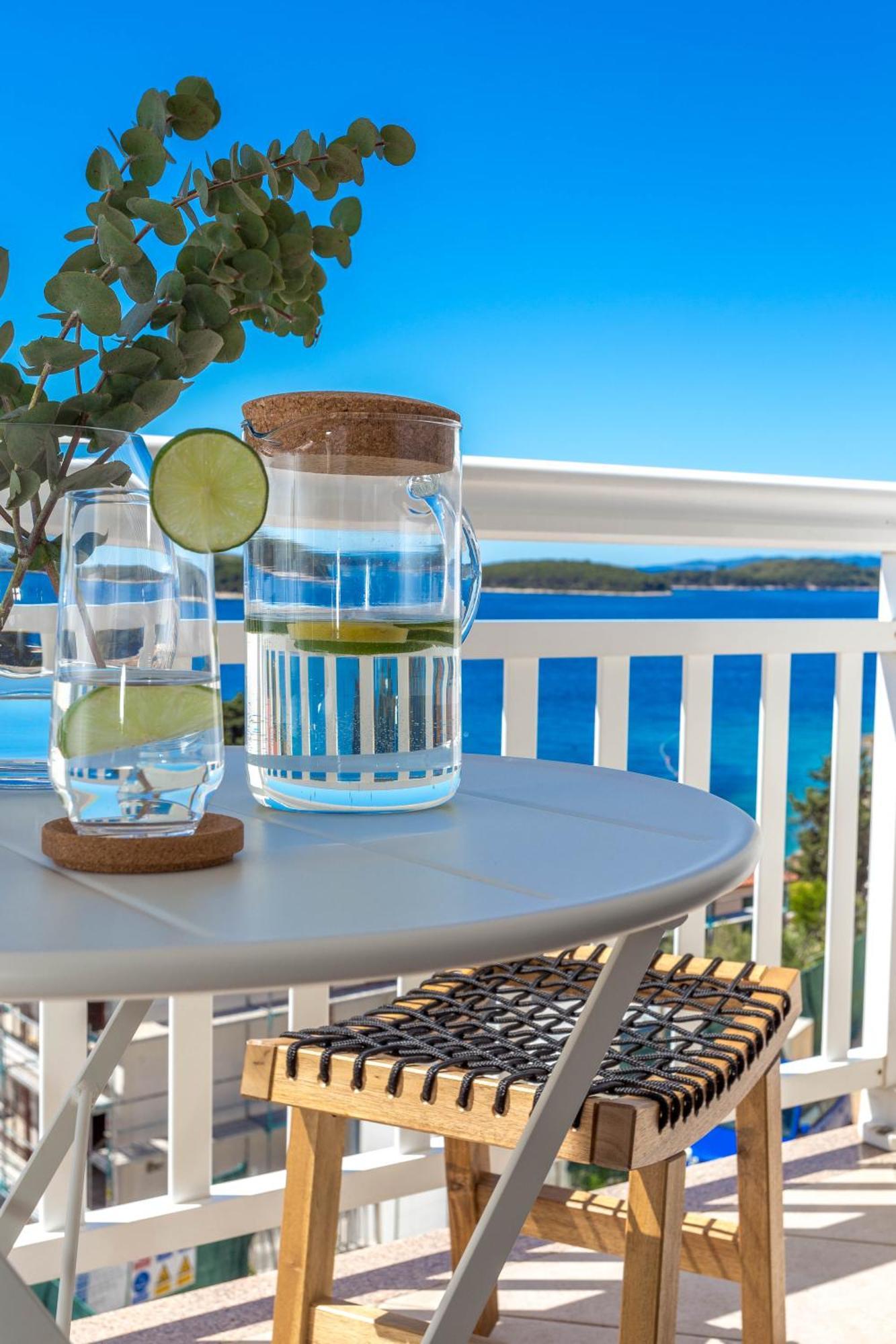 Tia Hvar View